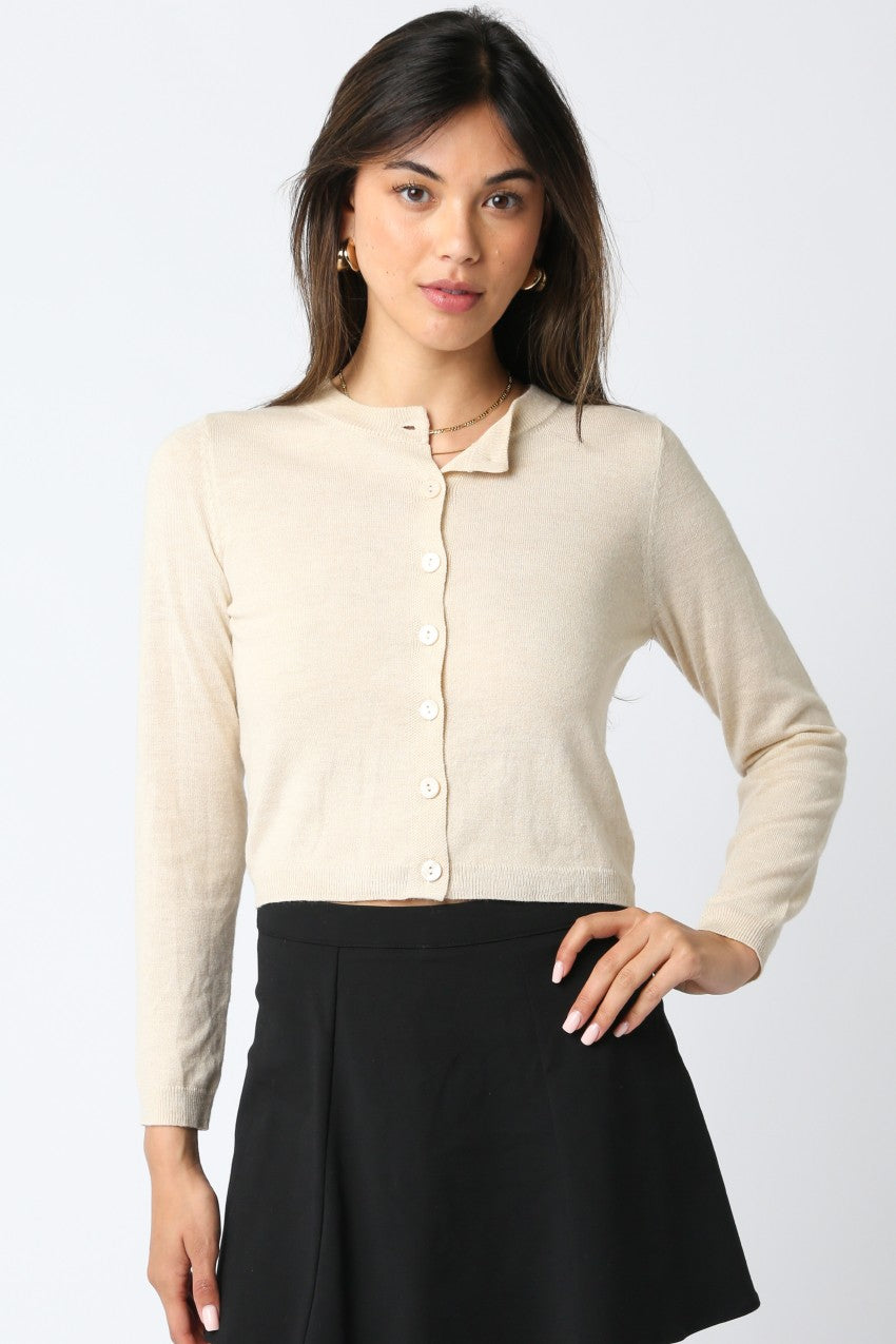 Oui Oui Cropped Button Front Cardigan in Natural