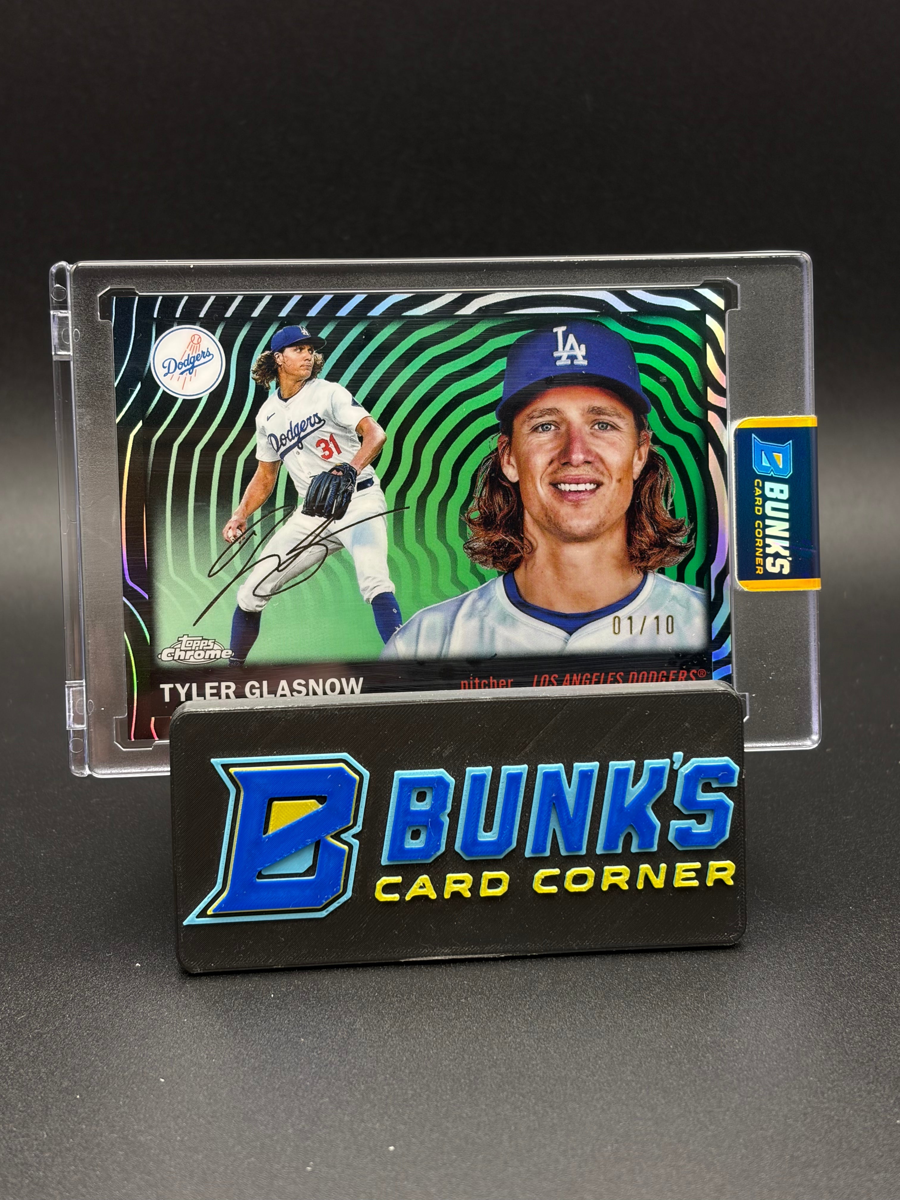 2025 Tyler Glasnow Topps Chrome Platinum Black Vibrations Refractor 1/10