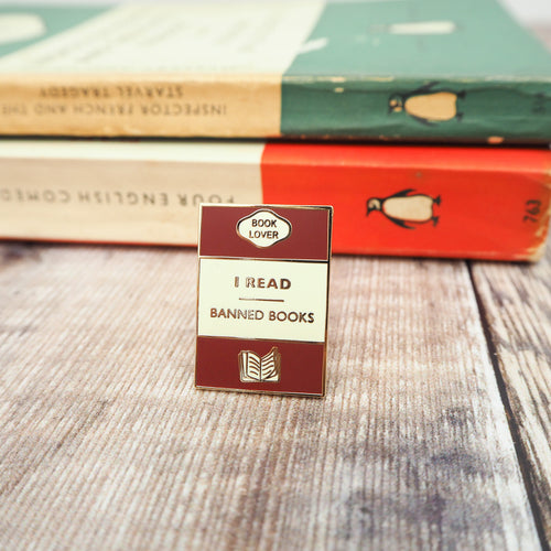 'I Read Banned Books' Enamel Pin