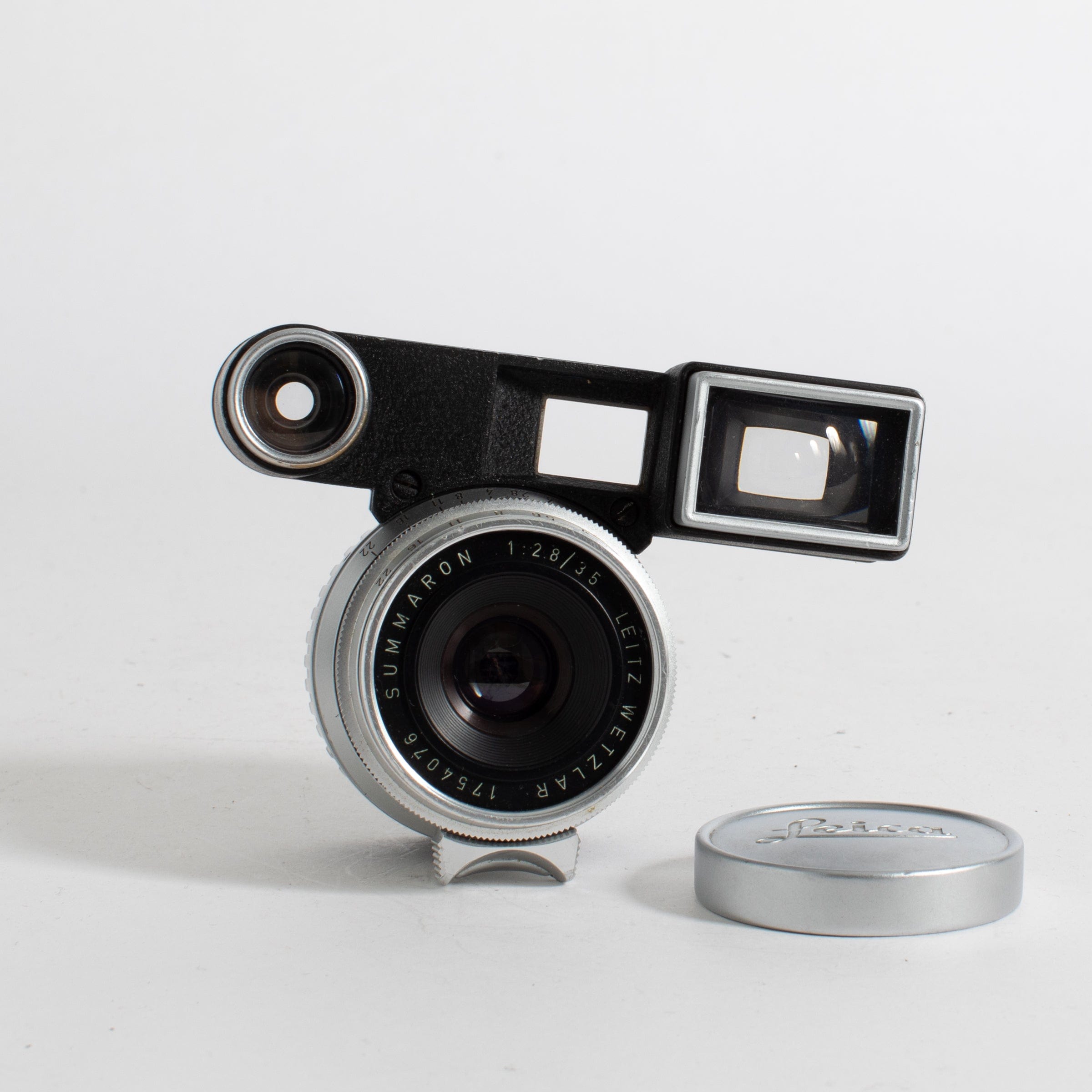 Leitz Wetzlar 35mm Summaron f/2.8 with Goggles