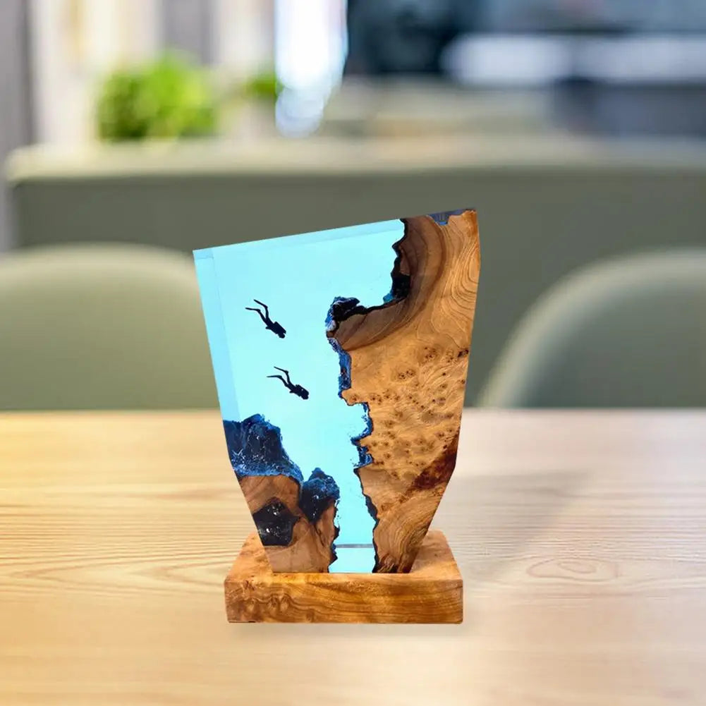 LED Ozean Taucher Tischlampe – Epoxidharz Holz Deko Lampe mit Karstlandschaft | Brehn
