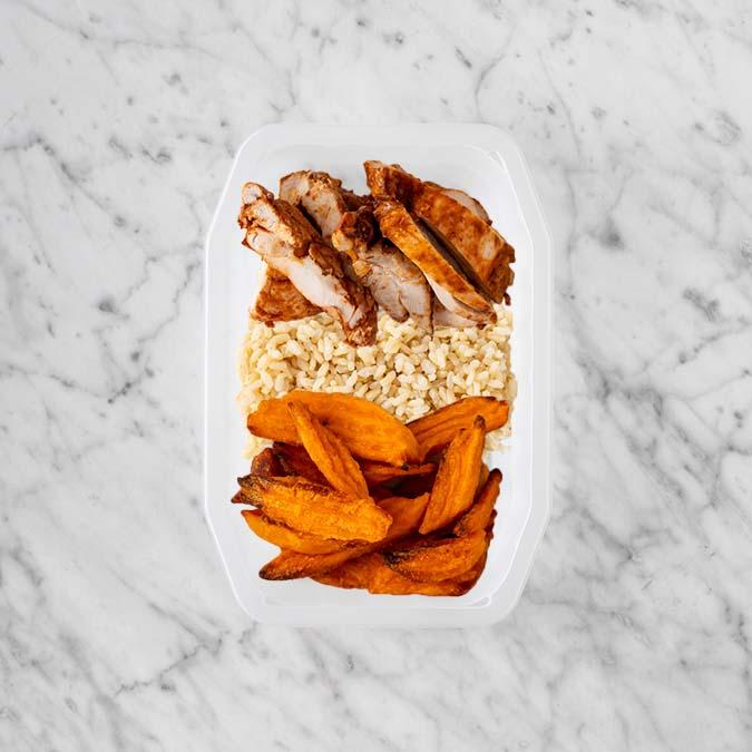 200g Chipotle Chicken Thigh 150g Brown Rice 50g Sweet Potato Fries
