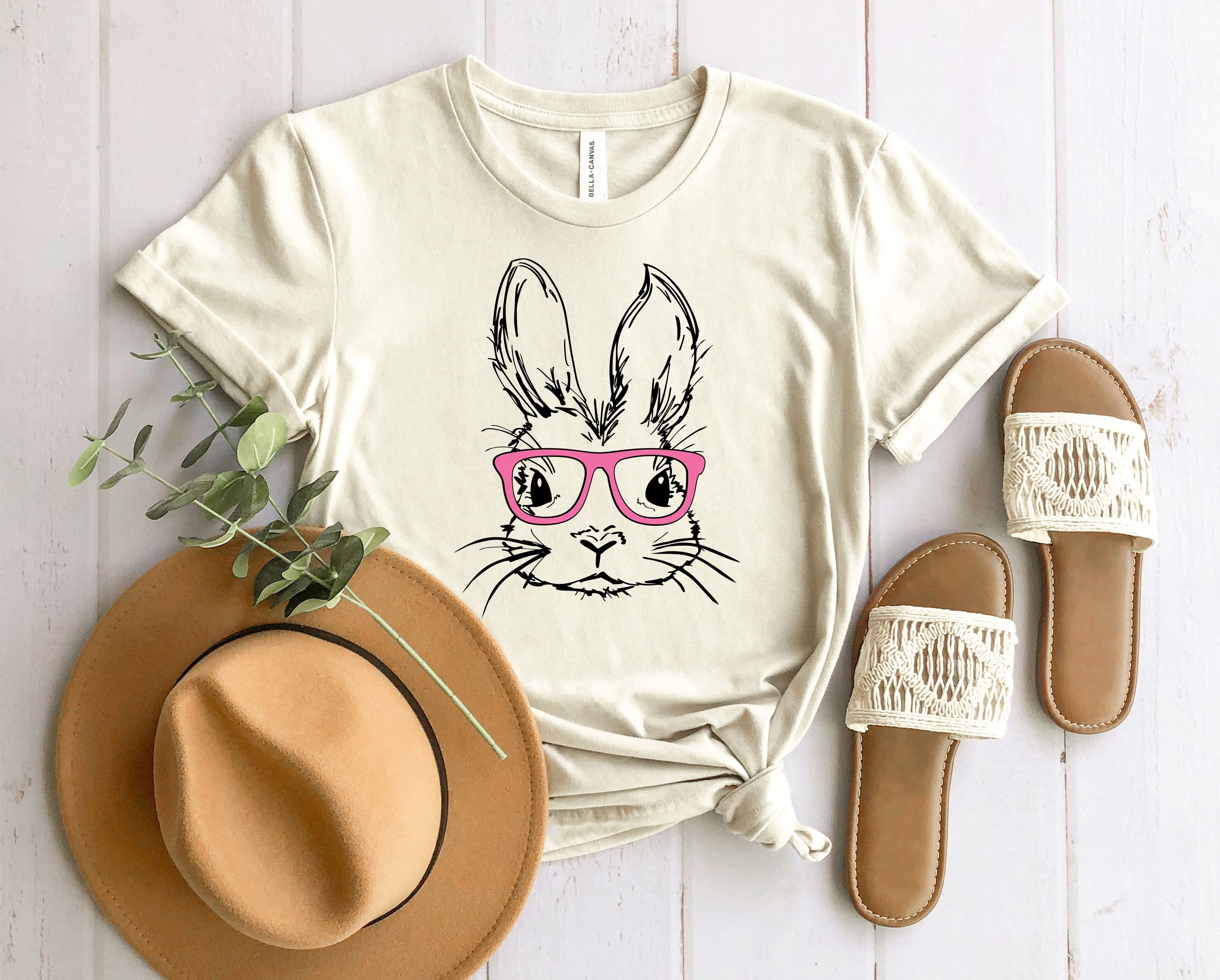 Bunny with Glasses | Graphic Tee