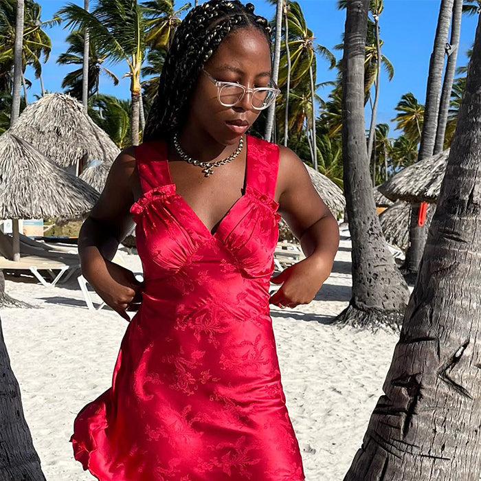 Can You Wear Red to a Wedding? This Is the Definitive Answer