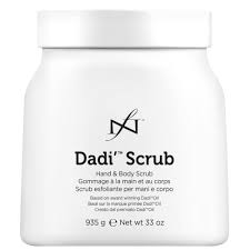 Famous Names Dadi' Scrub 935g